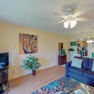 https://beachwalk-condos-14f.panamacity-beachhotels.com